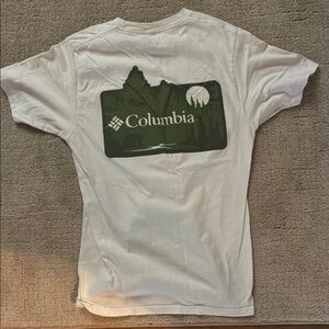 Columbia White Tee with Green Mountain Graphic